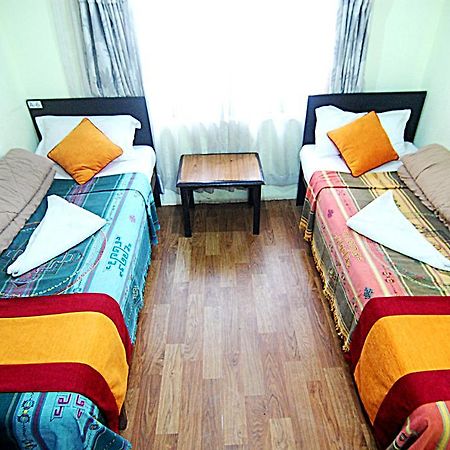 Pariwar B&B Катманду Екстер'єр фото
