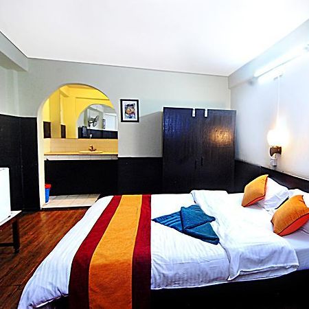 Pariwar B&B Катманду Екстер'єр фото