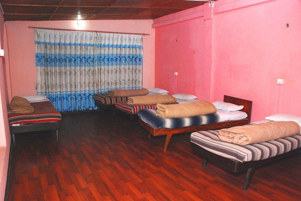 Pariwar B&B Катманду Екстер'єр фото