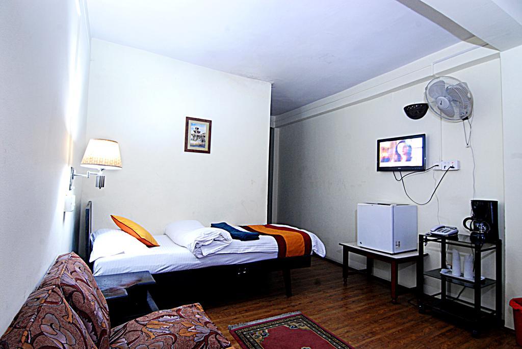 Pariwar B&B Катманду Екстер'єр фото