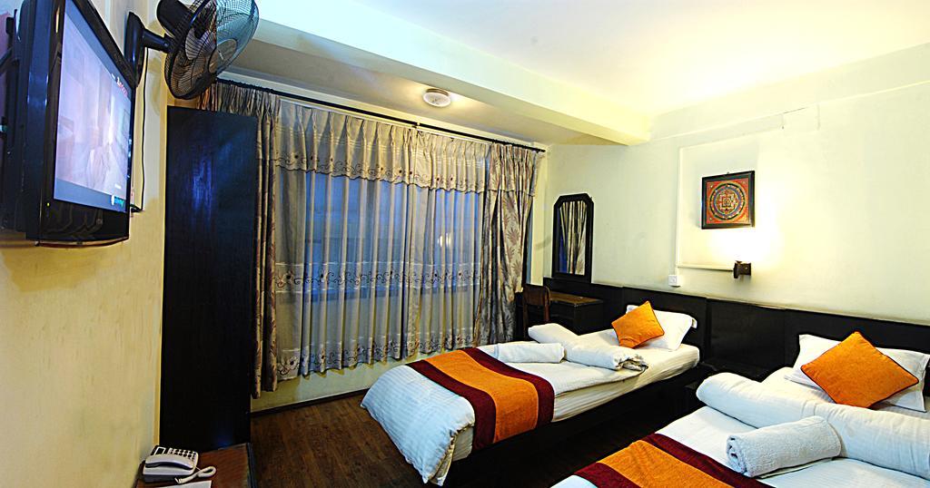 Pariwar B&B Катманду Екстер'єр фото