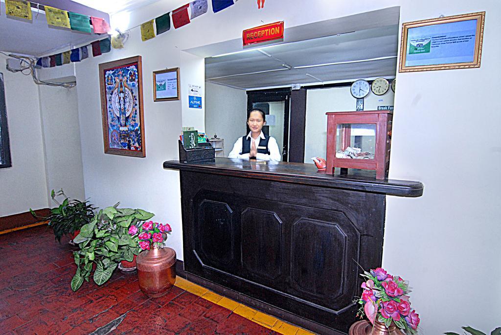 Pariwar B&B Катманду Екстер'єр фото