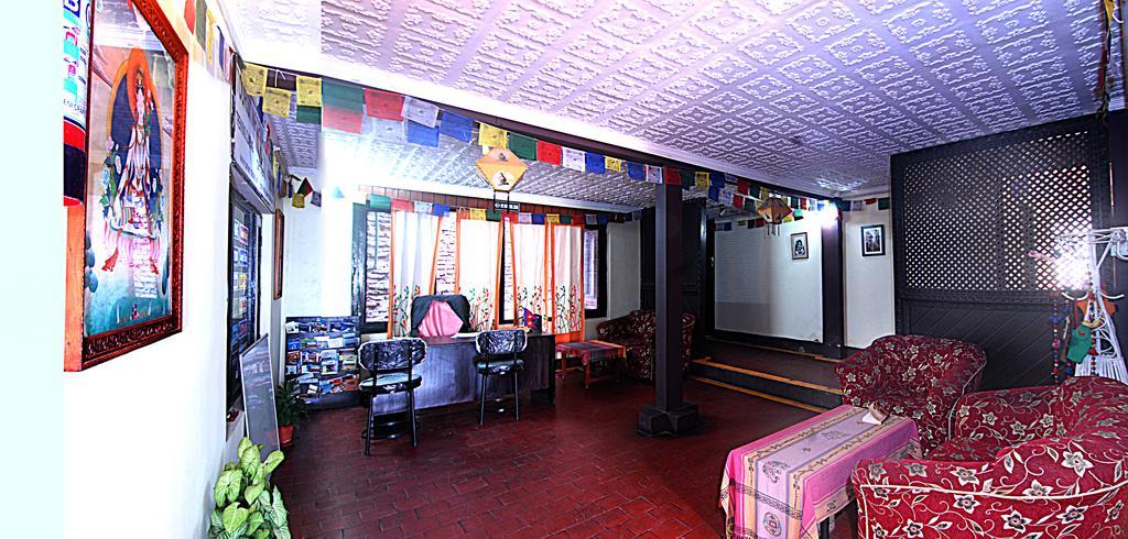Pariwar B&B Катманду Екстер'єр фото
